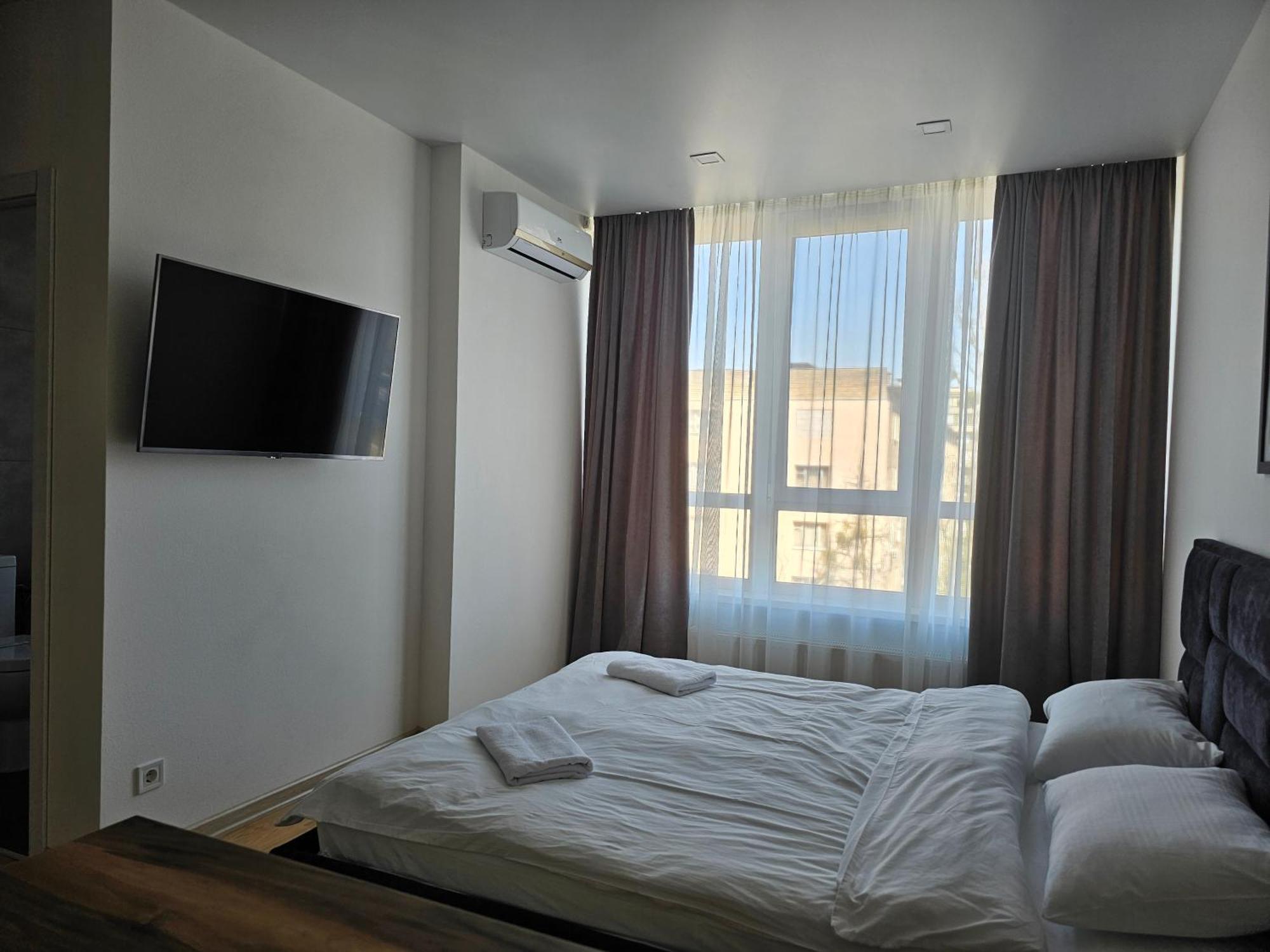 Nyvky Like Home - Studio - Apt 35 Київ Екстер'єр фото